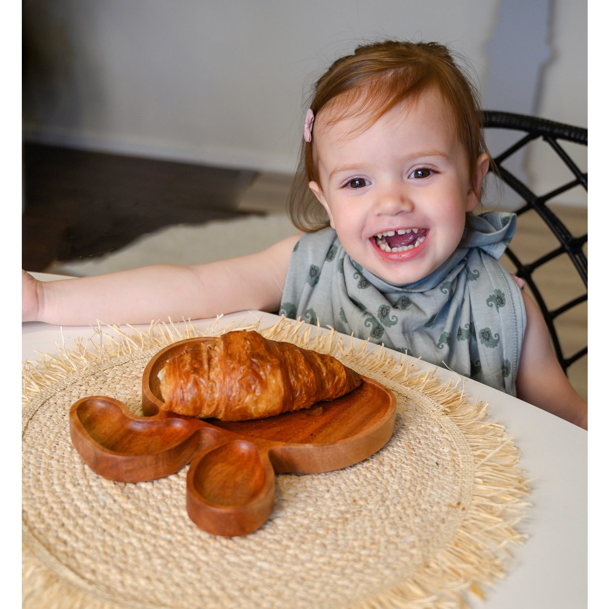 Handmade Kids Plate - Rabbit - Eco-friendly - Khaya wood