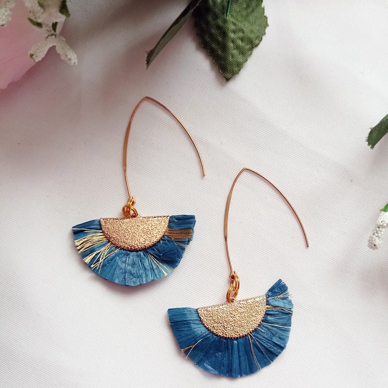 Freedom Fan Necklace
