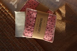 Washable make-up removal pad