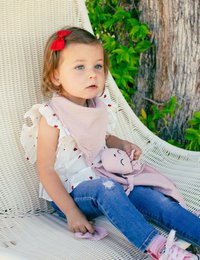 ENSEMBLE DOUDOU + BANDANA + ANNEAU DE DENTITION - MOD. OSO - ROSE FONCÉ