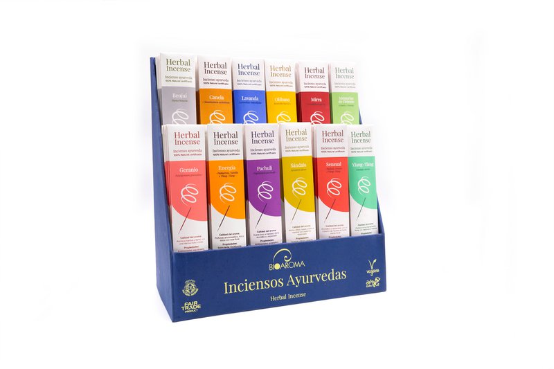 Expositor de Inciensos ecológicos certificados BioAroma. Ayurveda . Comercio Justo. Zero Waste. 8 unid de cada de 12 fragancias