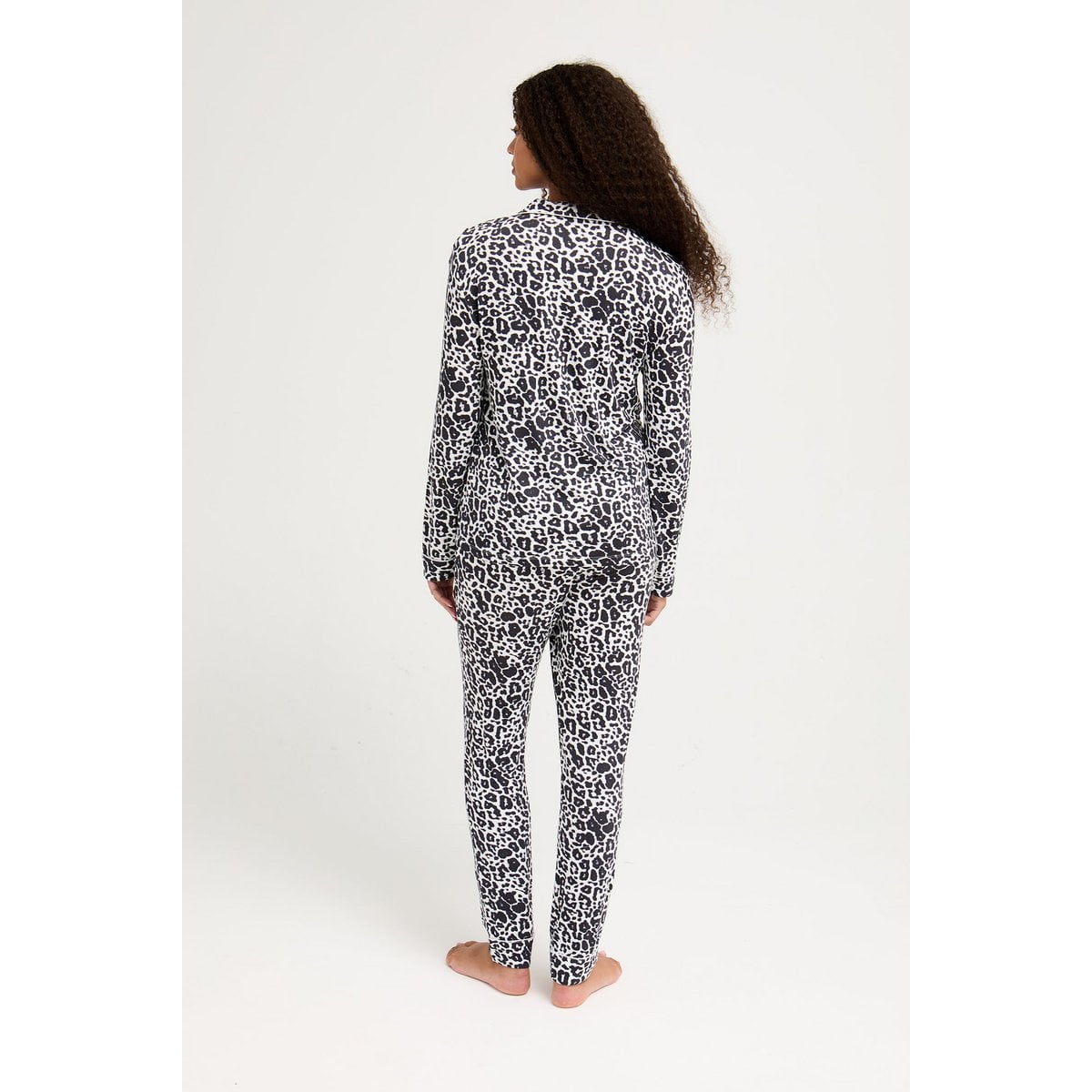 Ensemble pyjama long en bambou en léopard de luxe