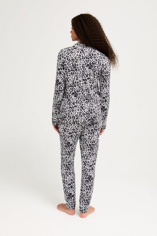 Ensemble pyjama long en bambou en léopard de luxe