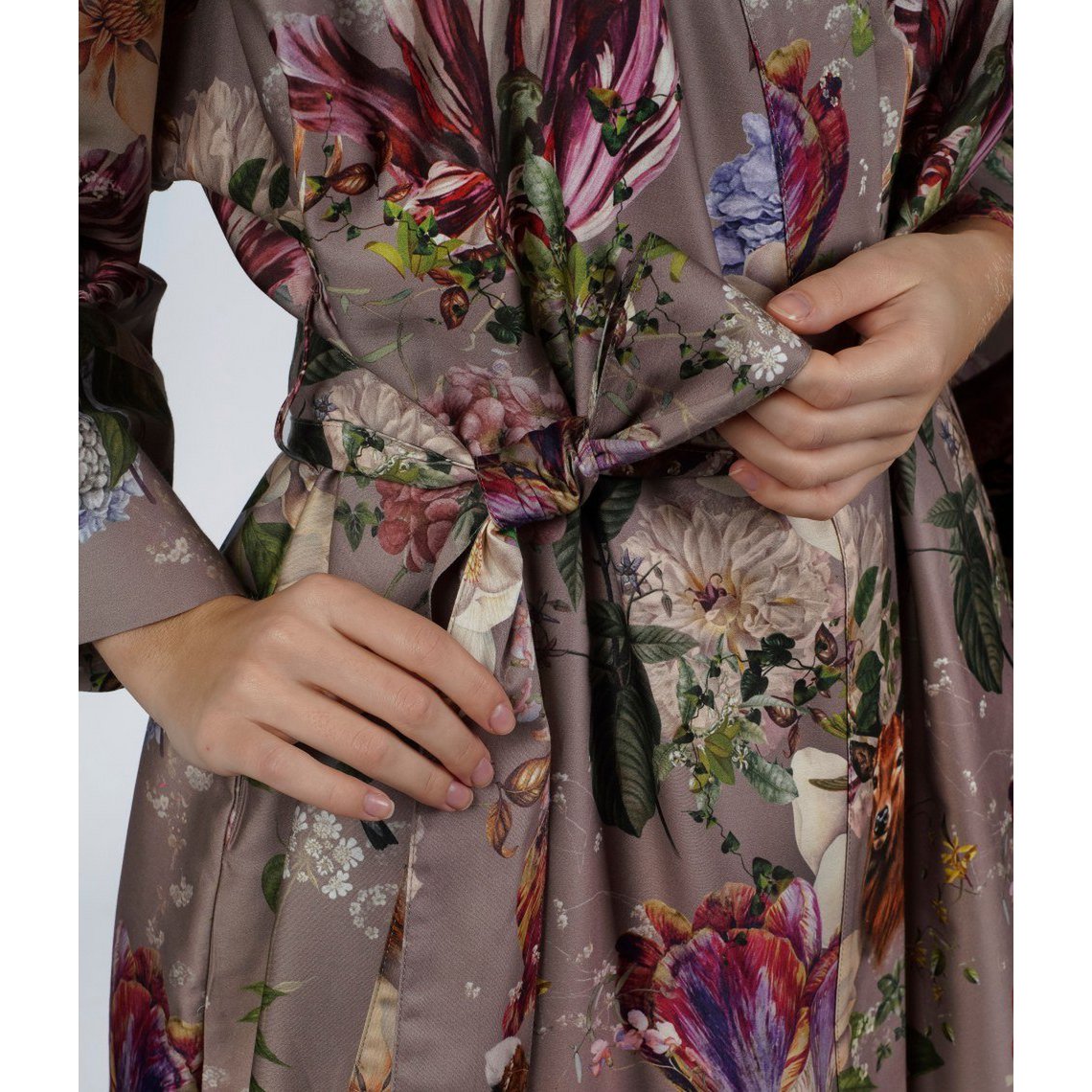 Albornoz Kimono Magic Garden Gris Acantilado