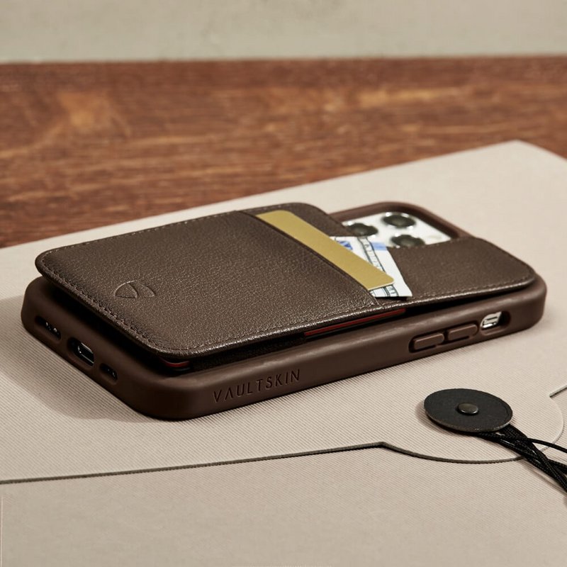 Funda tipo billetera ETON para iPhone 15
