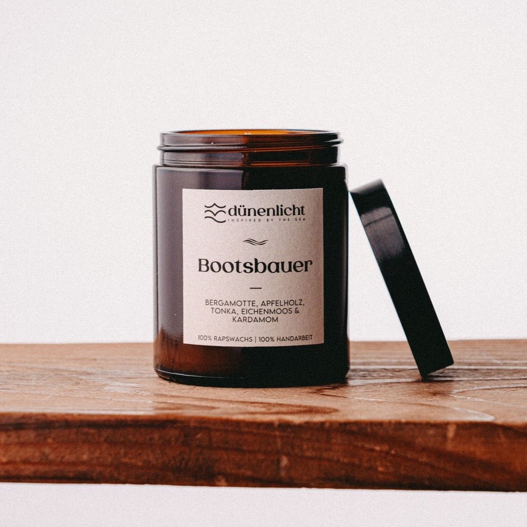 Scented candle "Boat Builder"