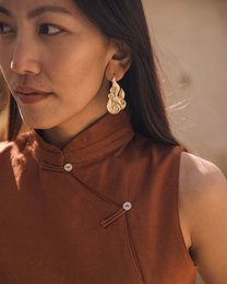 Na-gyen mai | Boucles d’oreilles Feu – Or