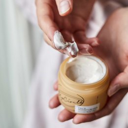 Crème hydratante pour le visage à la vitamine E + à l'aloe vera
