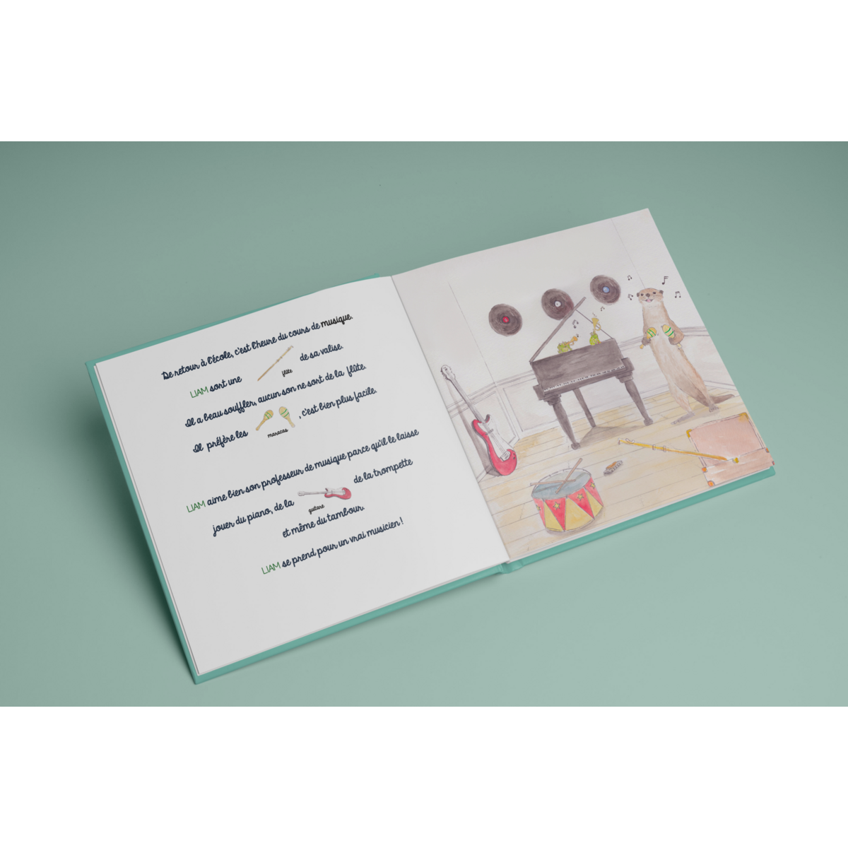 Livre éducatif interactif pour enfant cadeau d'anniversaire création sur mesure la valise de petite loutre