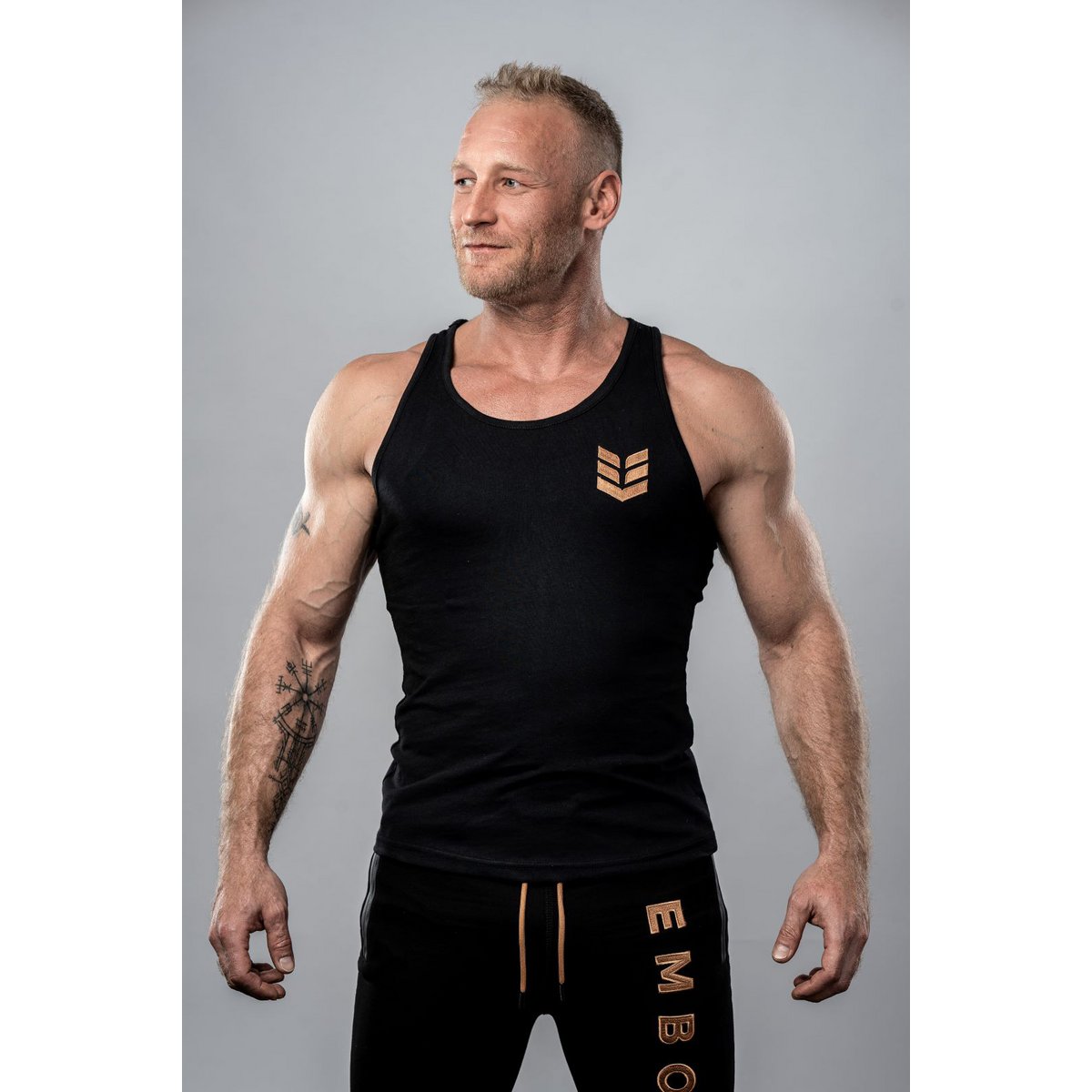 Heren tanktop, nauwsluitende zwarte "Achilles" tanktop
