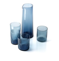 Die Azure-Karaffe – Blau