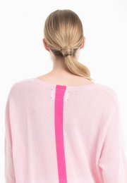 NAMI 23 V-hals kashmirtrøje med pink stribe