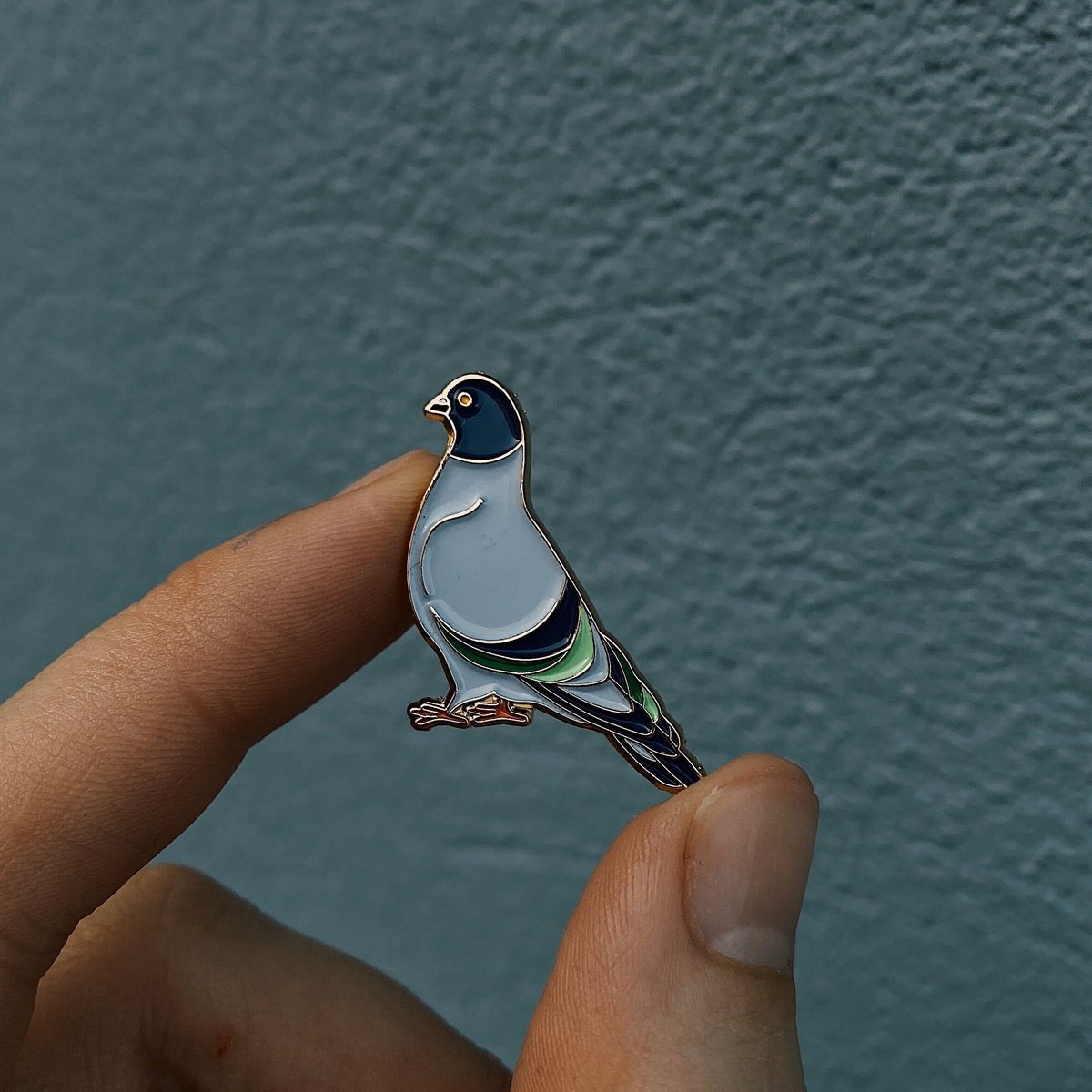 Emalje pin "due"