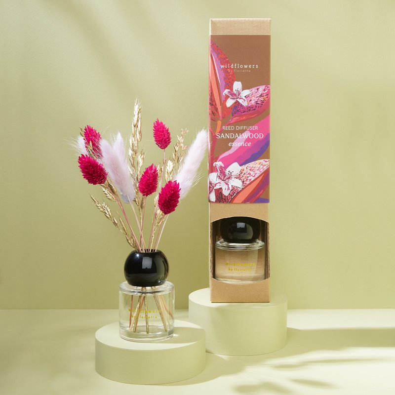Duftstäbchen mit getrockneten Blumen, 50 ml – Sandelholz-Essenz