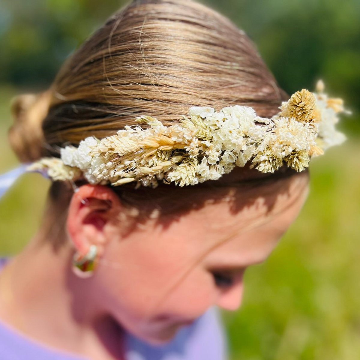 Seashell hair crown with flowers 36cm