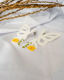Boucles d'Oreilles Élégance Papillon Blanc