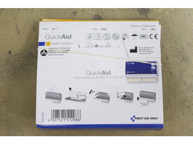 Ricarica cerotti First Aid Only waterproof 45 pezzi per AC-P44001