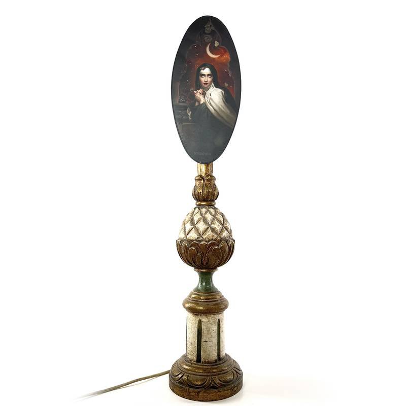 SAINTE THERESE OVAL SCREEN LAMPSHADE