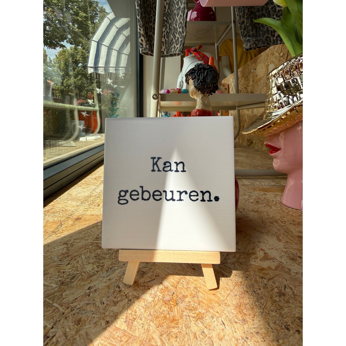 Tegeltje - Kan gebeuren.