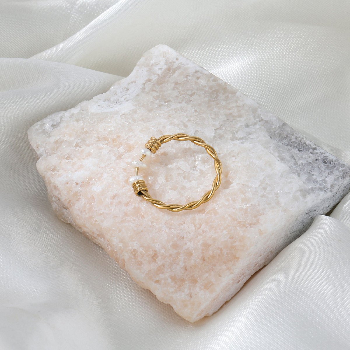 Iaap - Pearl Fidget Twist Ring