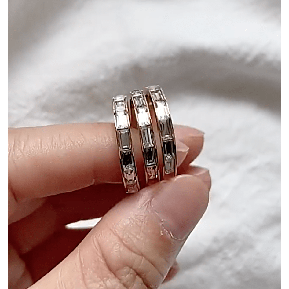 Samoa - Dainty Baguette Crystal Gold Band
