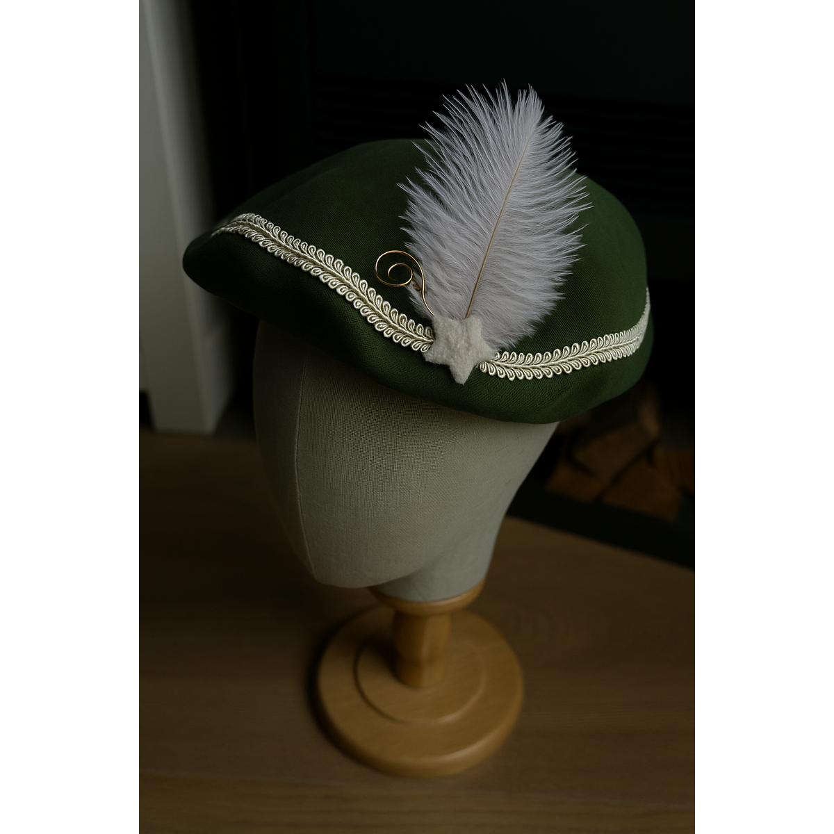 Pete's hat - green with star