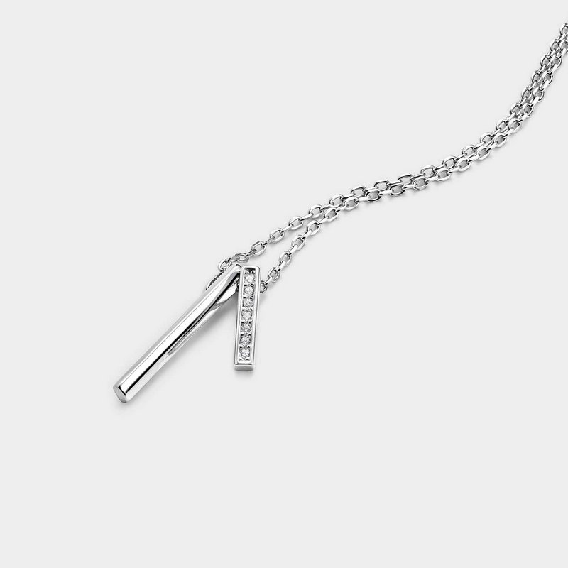 Silver necklace with elongated motifs and zircons