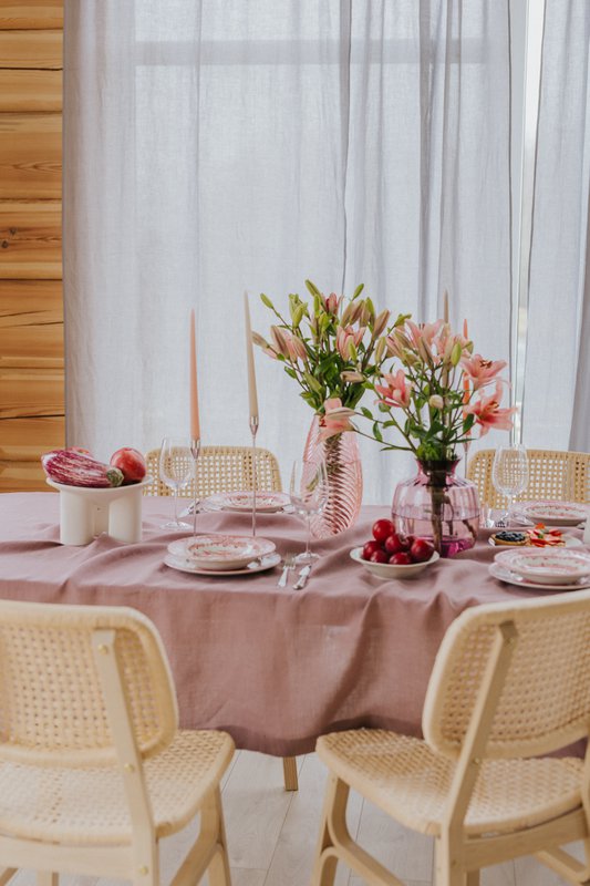 Woodrose linen tablecloth