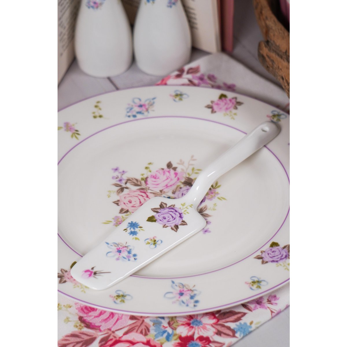 Porcelain cake server Flora 23 cm Isabelle Rose