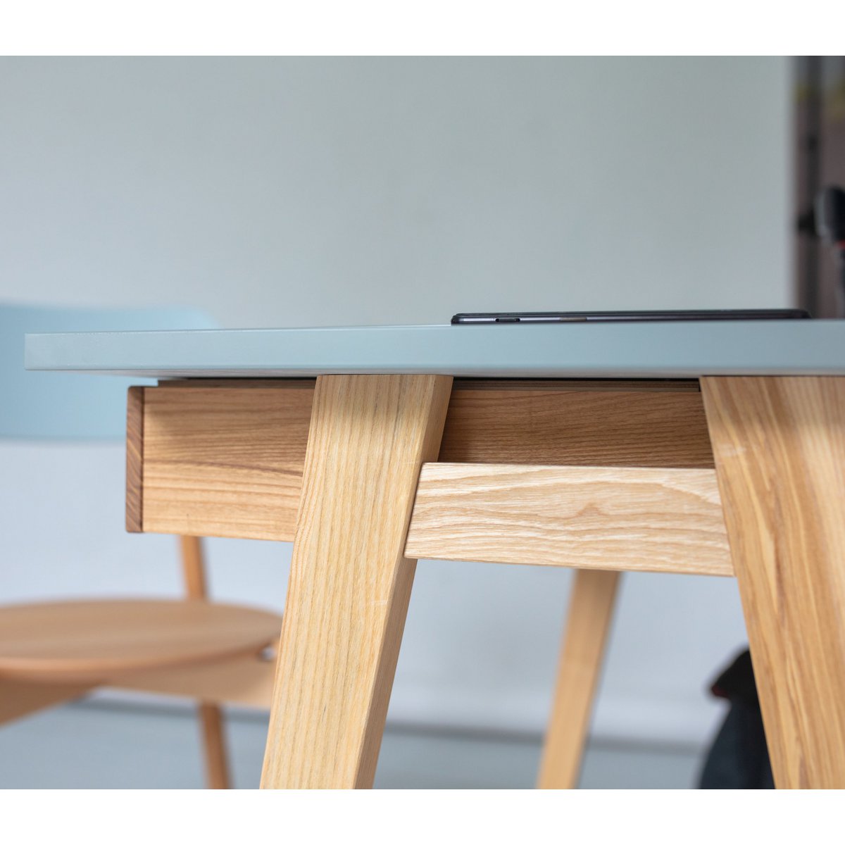 LUKA L-Shaped Desk Left/Right Handed 135x85cm