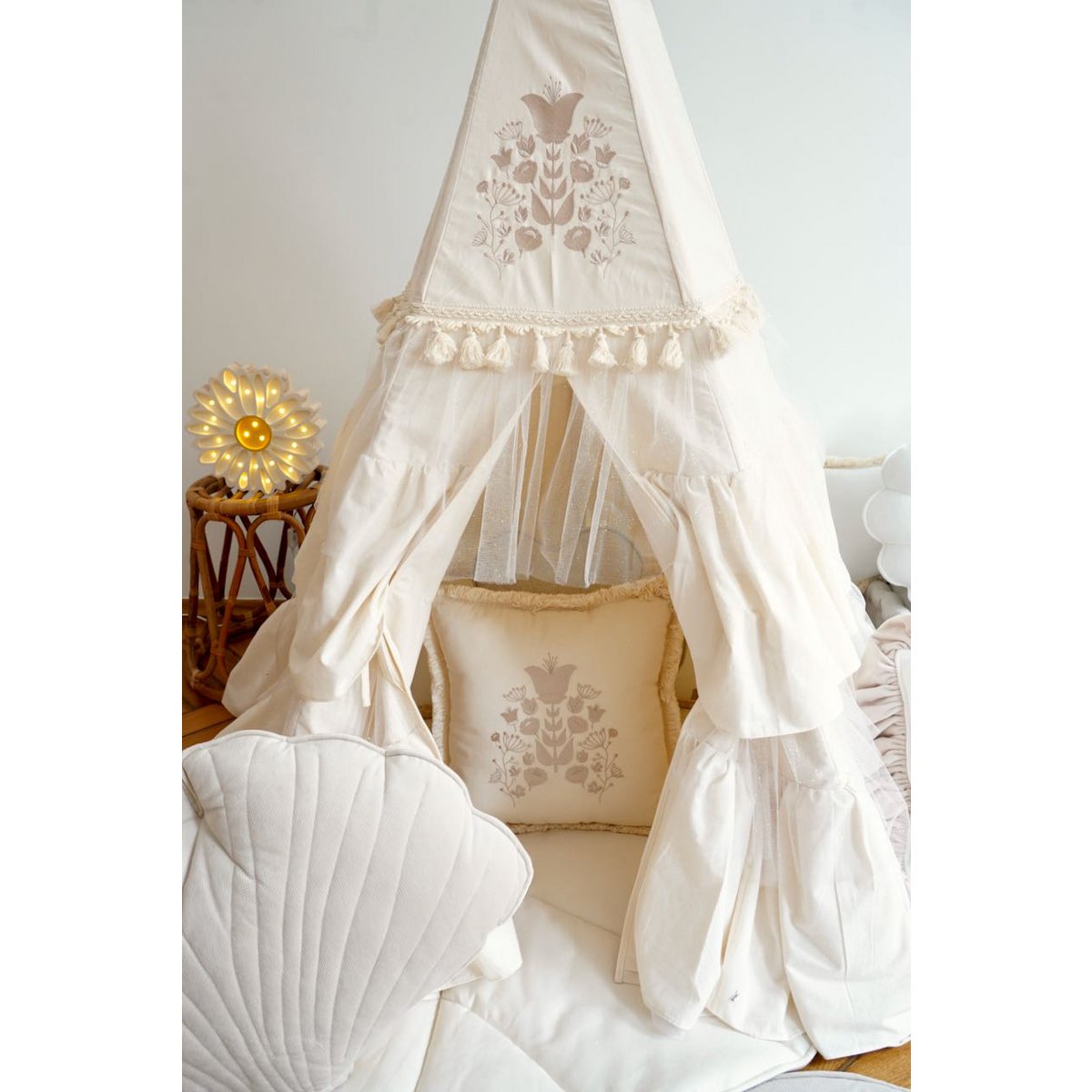 Teepee “Boho” con volant e set tappetino