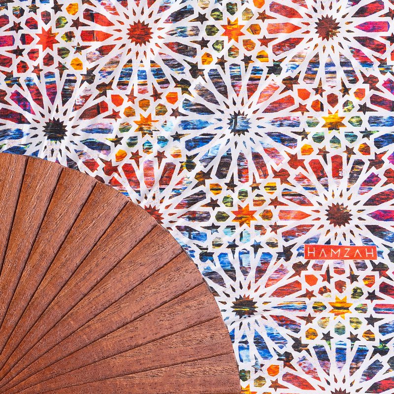 Spanische Fliesen inspirierte Seidenhand -Fan Sakina