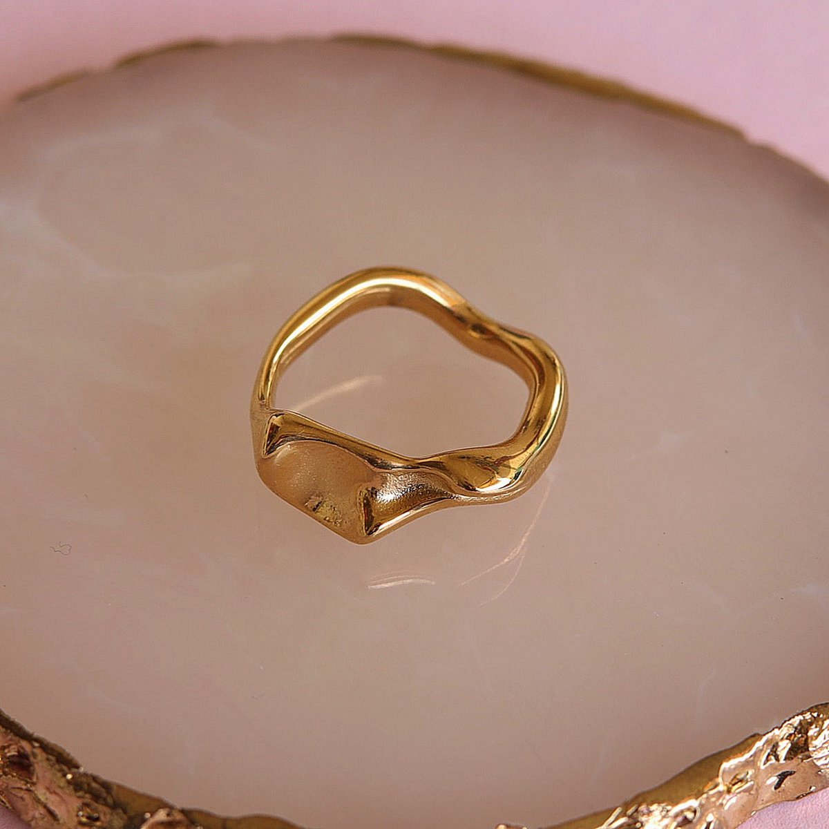 Bennett – Ring aus flüssigem Gold