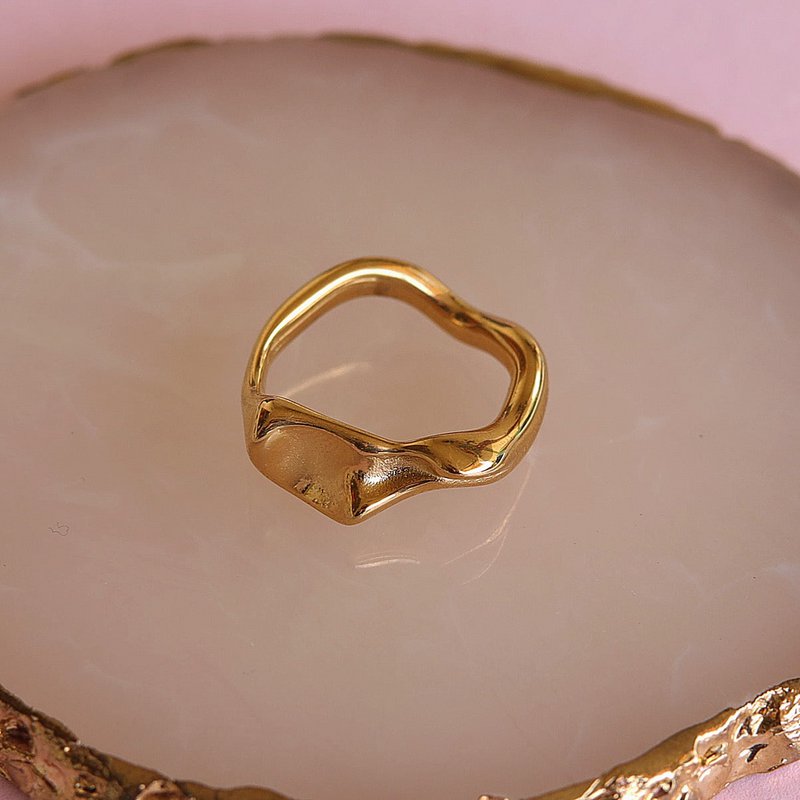 Bennett - Liquid Gold Ring