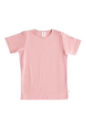 A short sleeve baby shirt in a dusty pink color, available in sizes 62/68 to 128.