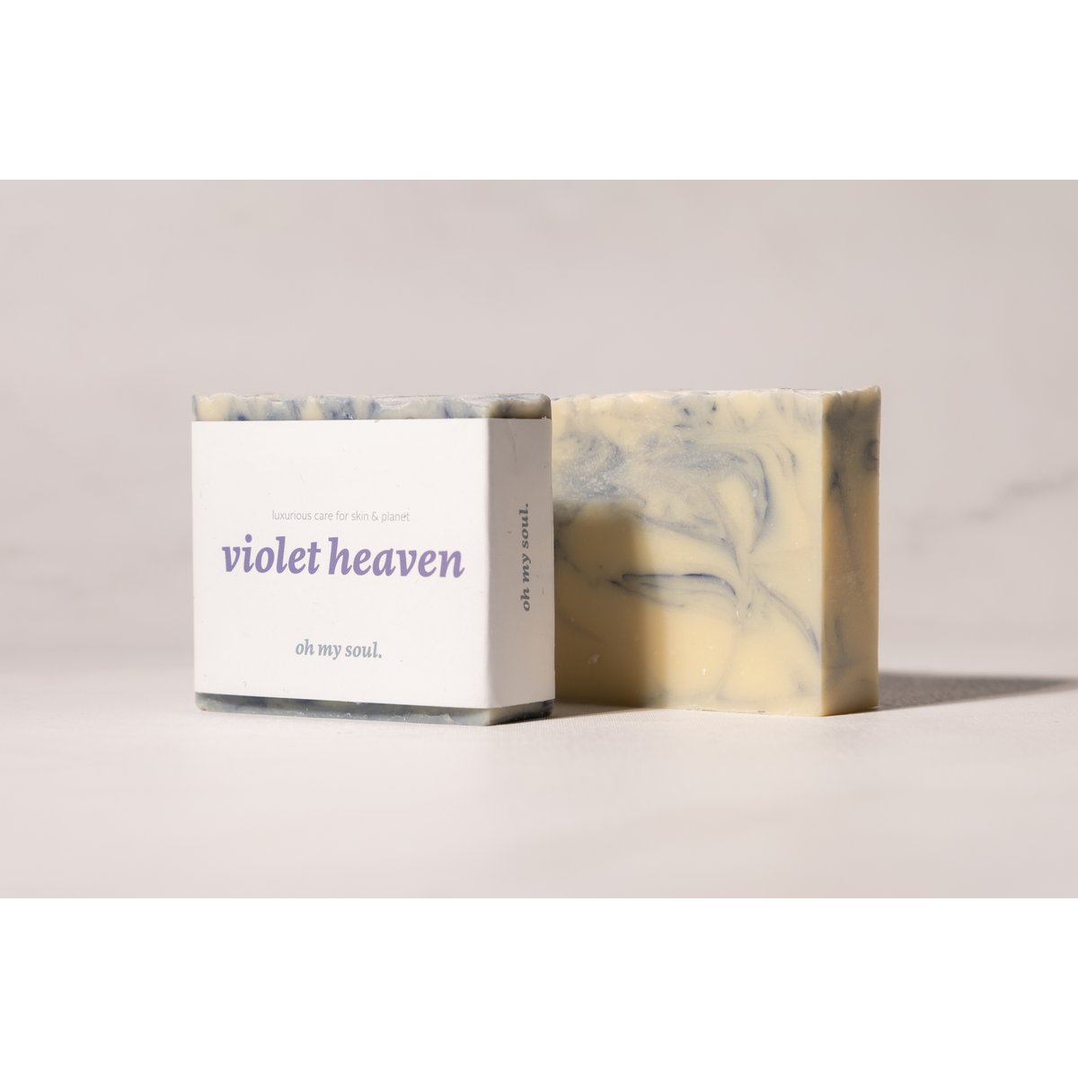 Fiolet Heaven - The Natural Bar