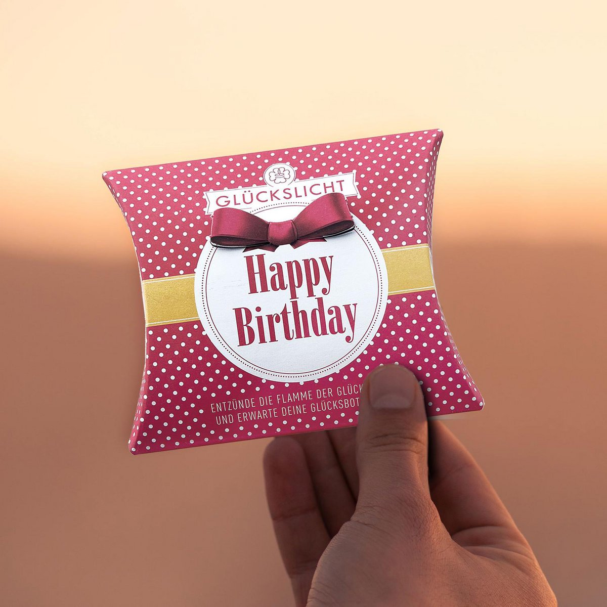 Gelukslampje / In de geschenkdoos met uitgesneden strik 🎀 / Stippen / Happy Birthday
