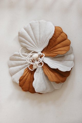 Leinengirlande „Karamell“ mit Muscheln