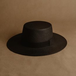Guadalajara · Black boater hat