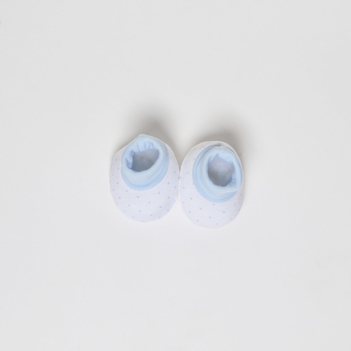SET 4 STUKS (MUTS+HANDSCHOENEN+SLABBER+SOKKEN) VOOR NIEUWBORGEN (0-6 MAANDEN) - 100% KATOEN - MOD. BLAUW