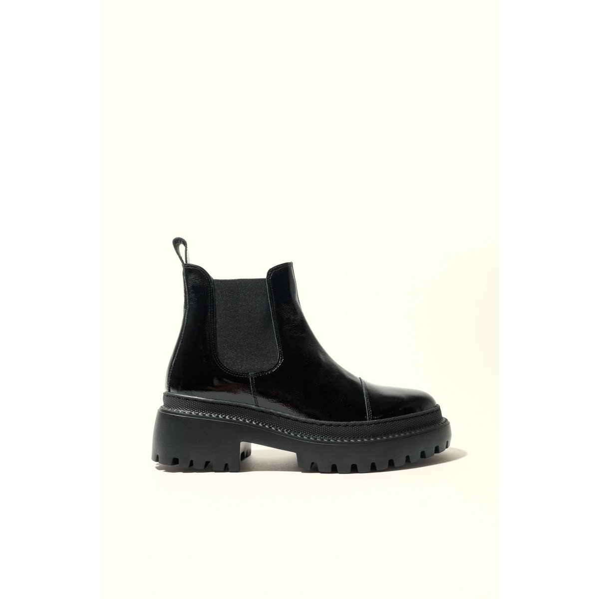 MACU BLACK – Stiefeletten aus Lackleder mit extra leichter Sohle