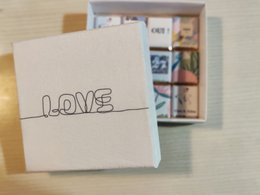 Reusable chalkboard chocolate box©