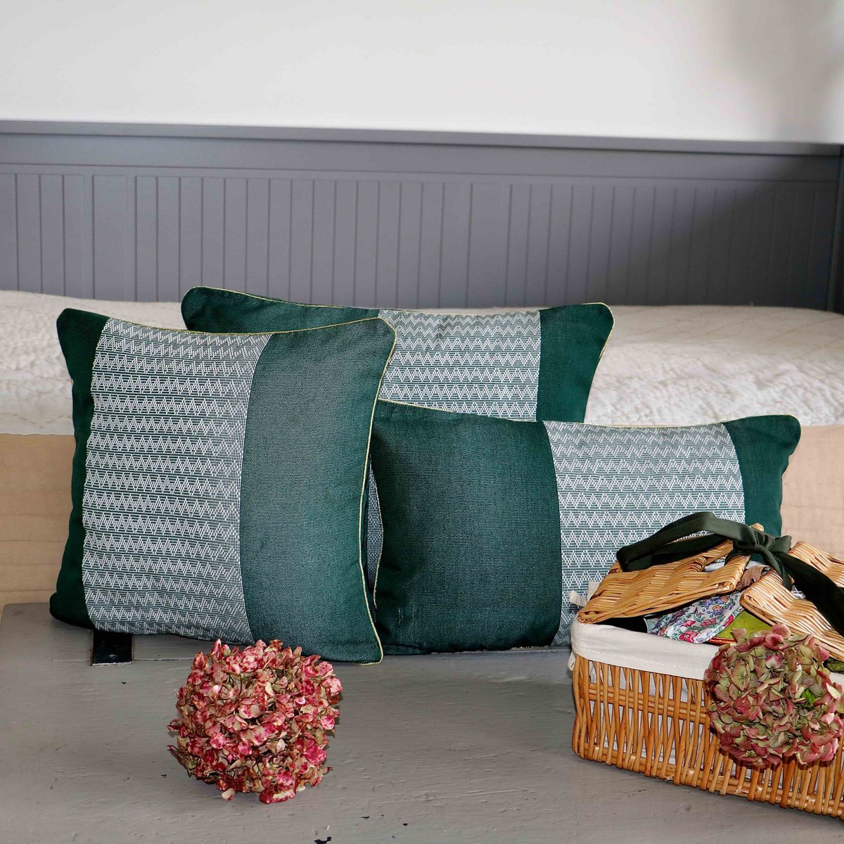 Cim Lio green decorative cushion cover
