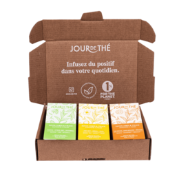 Box of 3 cold saponified soaps in various colors and scents. Handcrafted natural soap bars with essential oils.