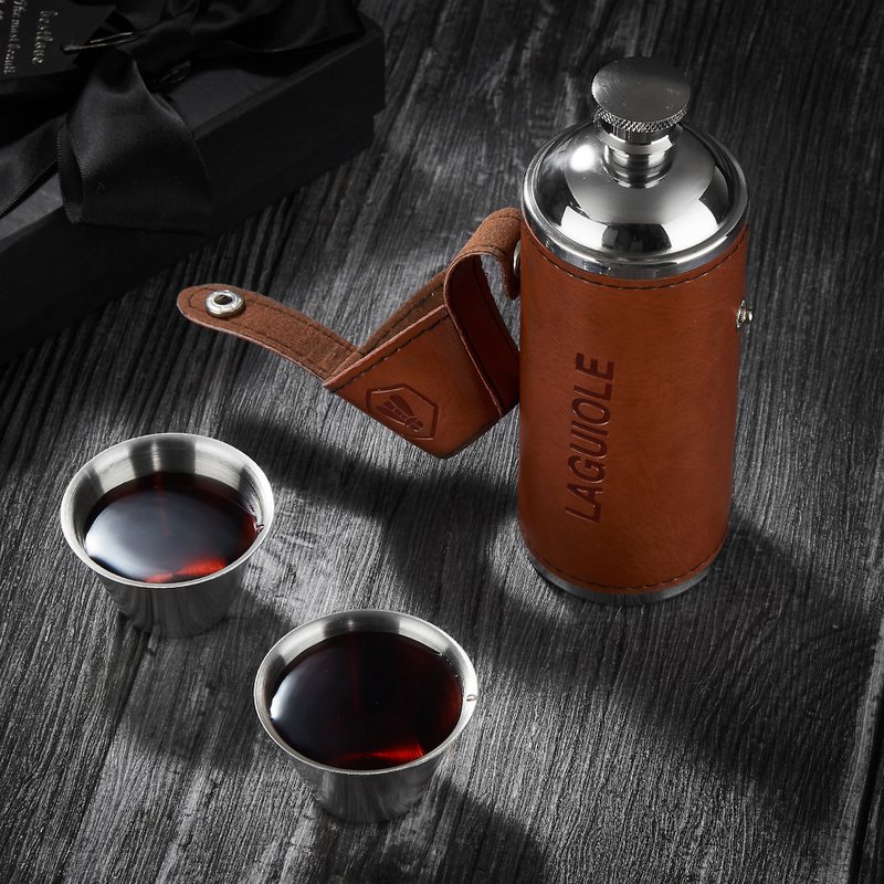 laguiole steel flask + 2 cups HIPFLASK 2 CUPS PU WRAPPED BROWN 8 OZ