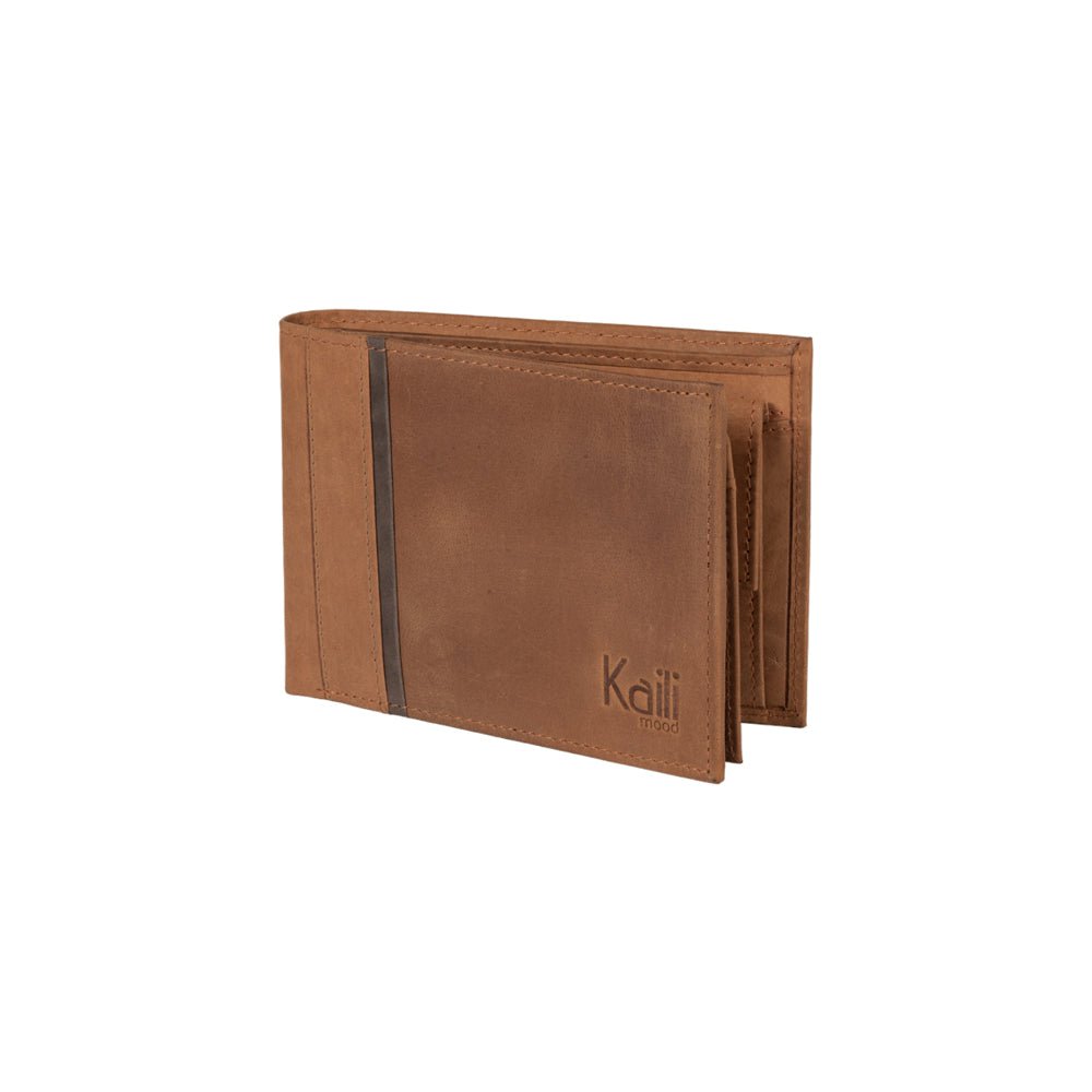 K12220UB | Herenportemonnee van echt volnerf leer, naakt. Kleur leer. RFID-bescherming. Afmetingen gesloten: 11,5 x 8,3 x 2 cm Verpakking: Geschenkdoos onder/deksel