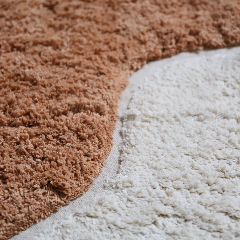 Round children's carpet Bohobird "toast"