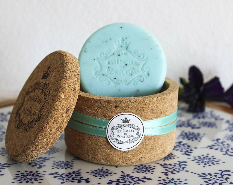 Essensias Soap/Scrub in Cork/Violet Jewelry Box