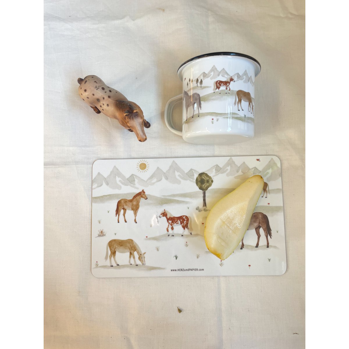 Emaille Tasse Pferde | Becher | Kinderbecher | Pferd | Pony | Reiten | Reiterin | Aquarell | Wasserfarbe || HERZ & PAPIER