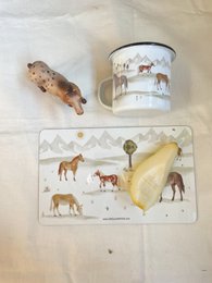 Emalje kop heste | Krus | Børnekrus | hest | Pandehår | Ridning | rytter | Akvarel | Akvarel || HJERTE & PAPIR